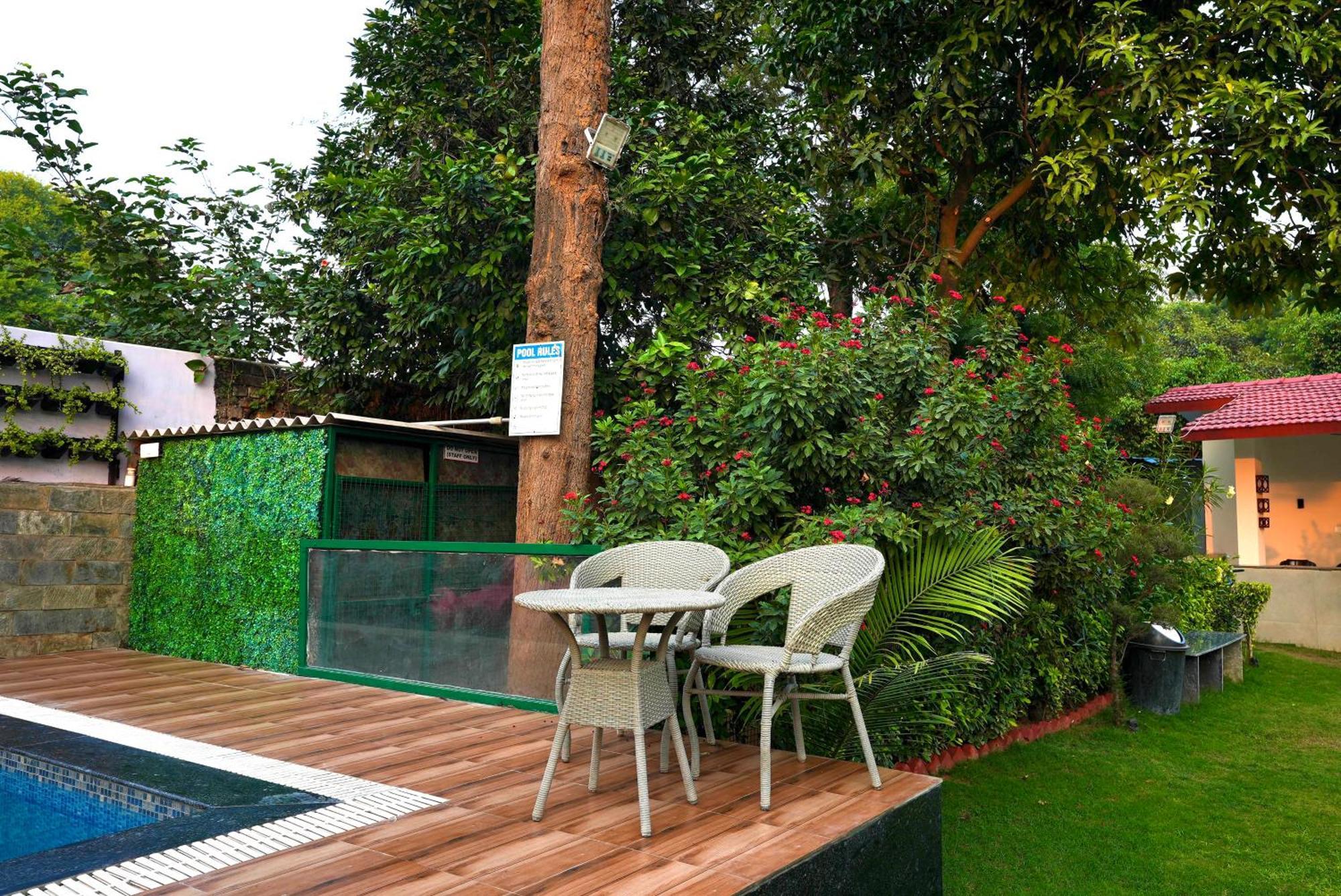 Farm The Retreat - With Private Pool Villa Manesar Buitenkant foto