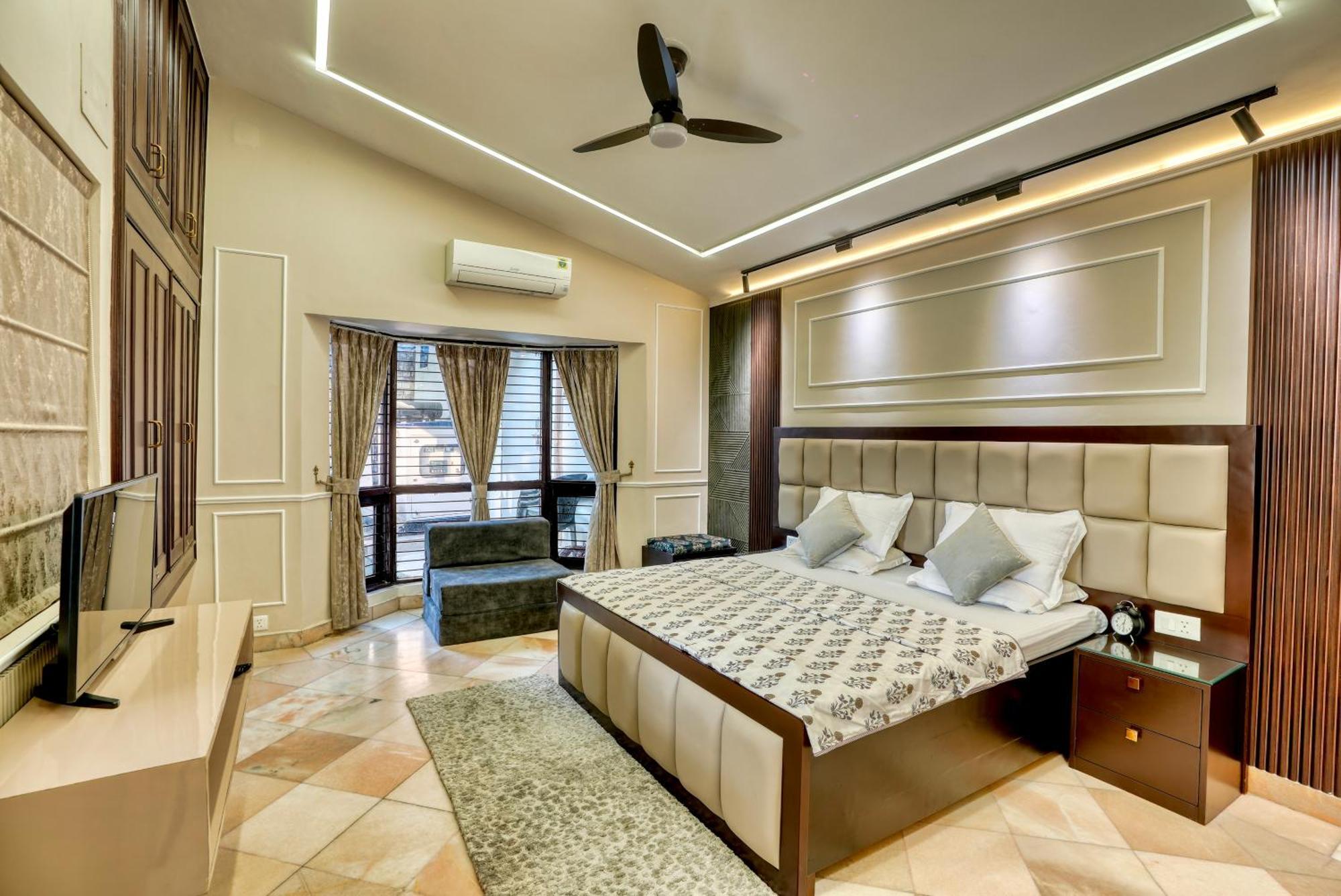 Farm The Retreat - With Private Pool Villa Manesar Buitenkant foto