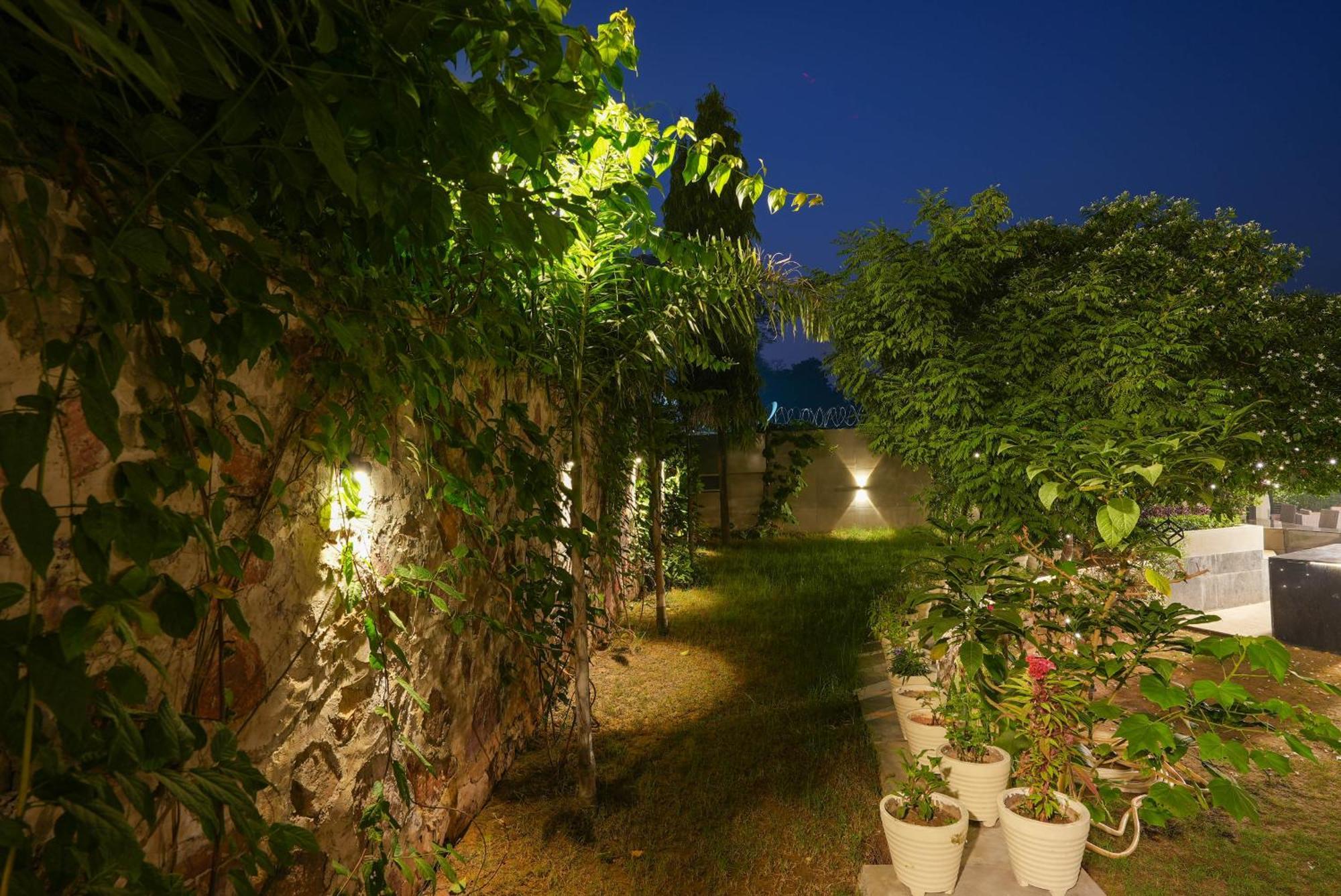 Farm The Retreat - With Private Pool Villa Manesar Buitenkant foto